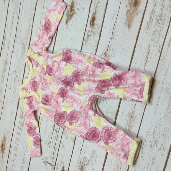 Burt's Bees Floral Romper 0-3M - Picture 2 of 5